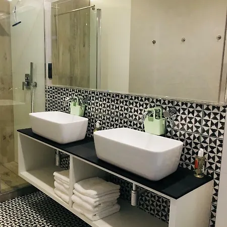 Апартаменти Piper Zajezdnia White Познань